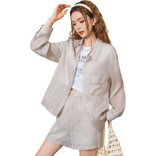 法文箱子 高级感莱赛尔小个子两件套休闲套装 女款