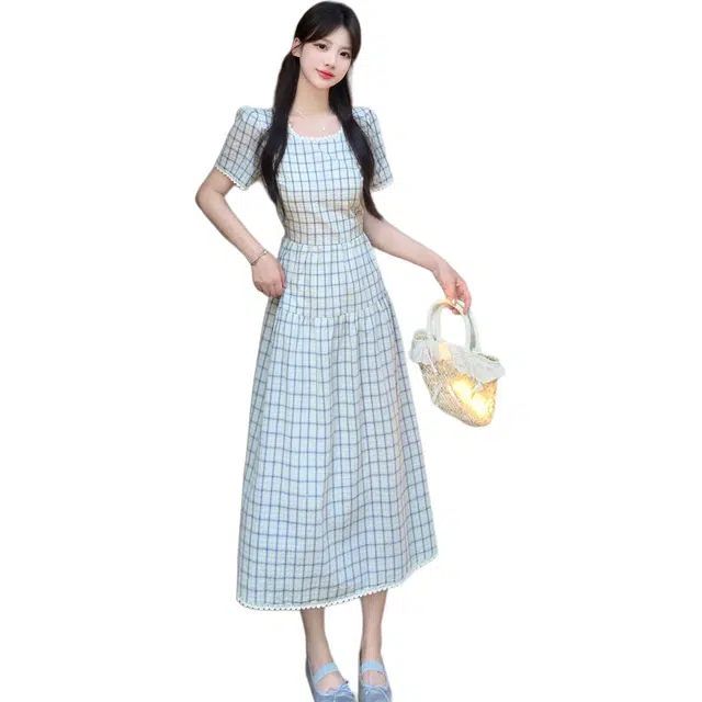 哒头下雨不愁 法式甜美蕾丝花边拼接收腰短袖连衣裙 女款