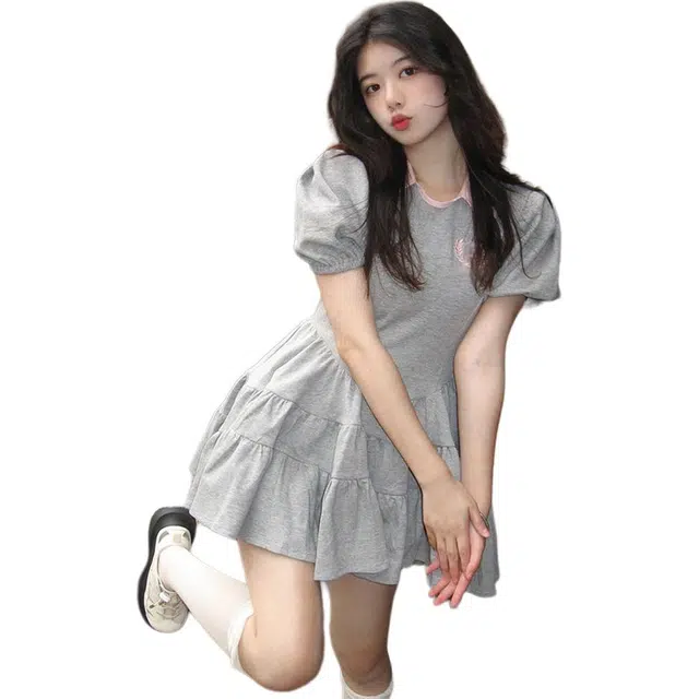 哒头下雨不愁 泡泡袖子女夏季小个子收腰显瘦小众设计高级感短袖连衣裙 女款