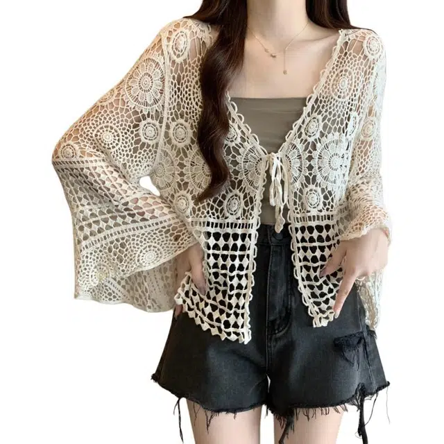 缪斯的诱惑 温柔短款长袖防晒衣宽松显瘦性感镂空海边度假开衫上衣针织衫 女款