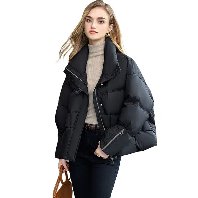 她池  立领纯色休闲时尚气质简约  含羽绒外套  女款  黑色