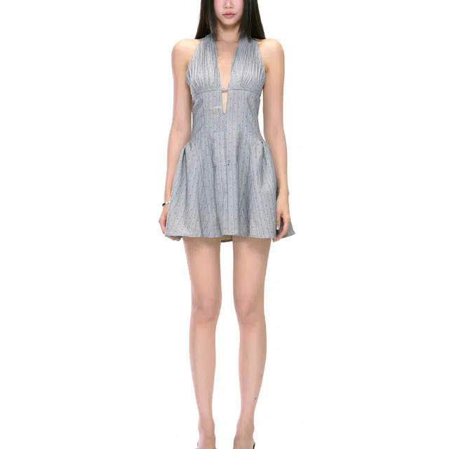 小卷要加油 挂脖露背吊带女夏纯欲性感辣妹收腰显瘦蓬蓬裙短裙无袖连衣裙 女款