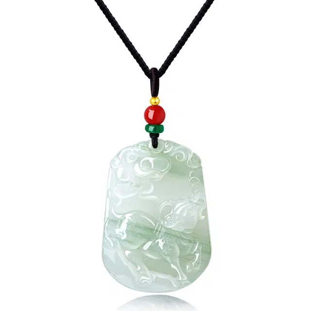 老凤祥 【一帆风顺】祥运十二生肖 新中式本命年复古 古风典雅温婉简约百搭 好运天然 天山翠 项链 男女同款情侣款