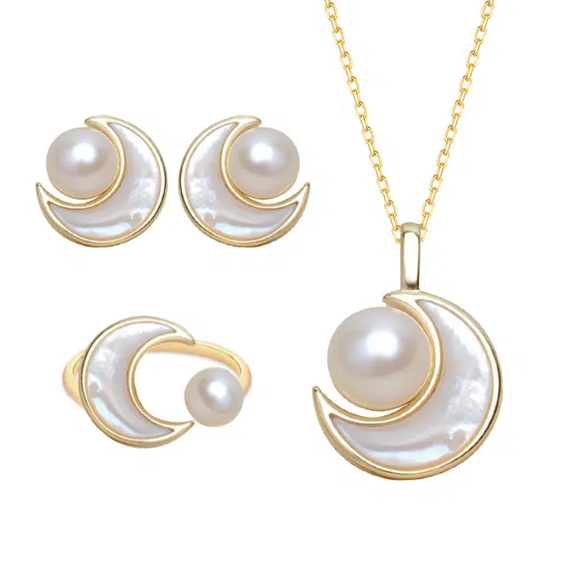 贝诗 母贝月亮淡水珍珠优雅百搭小众轻奢三件套礼盒珍珠项链戒指耳钉女款