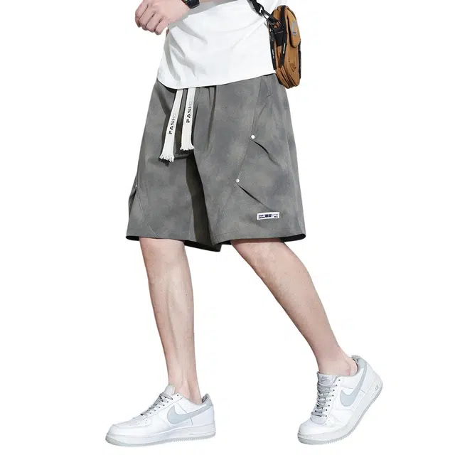 顶峰保罗 冰丝大码薄款运动小众设计感外穿潮牌痞帅无性别主义五分中裤子时尚百搭高级感休闲短裤 男女同款