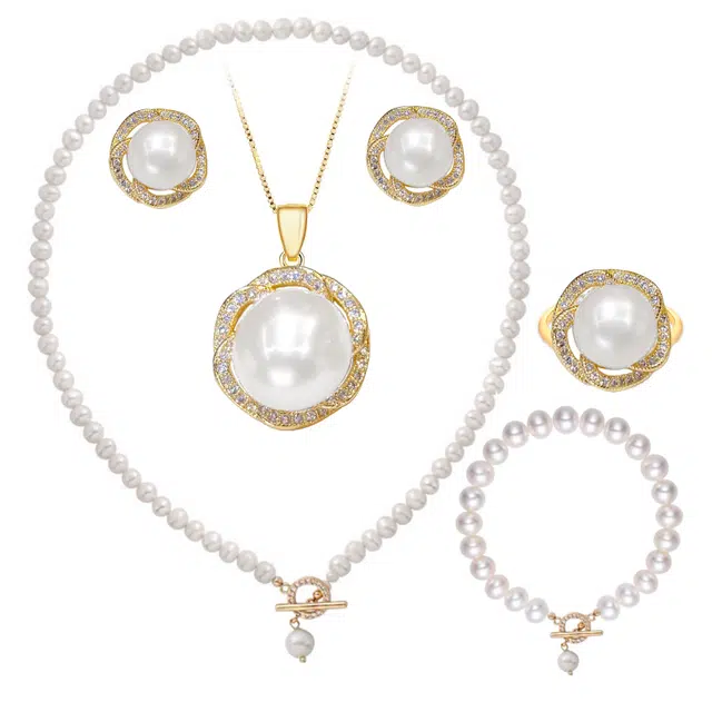 贝诗 简约珍珠礼盒六件套轻奢小众设计感妈妈礼盒套装淡水珍珠项链手链耳钉戒指女款