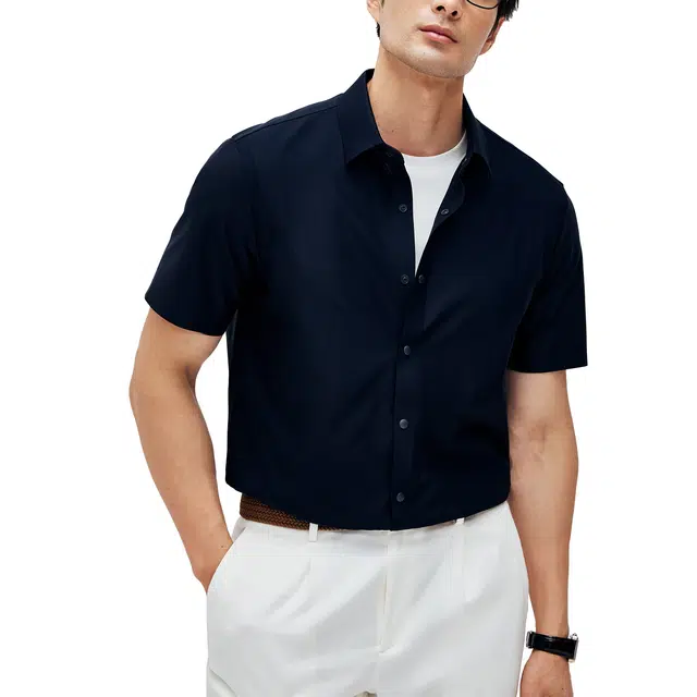 丹宁哲学 舒适时尚简约休闲百搭合身薄款纯色翻领常规纽扣短袖衬衫 男款