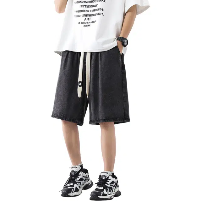 AWAO