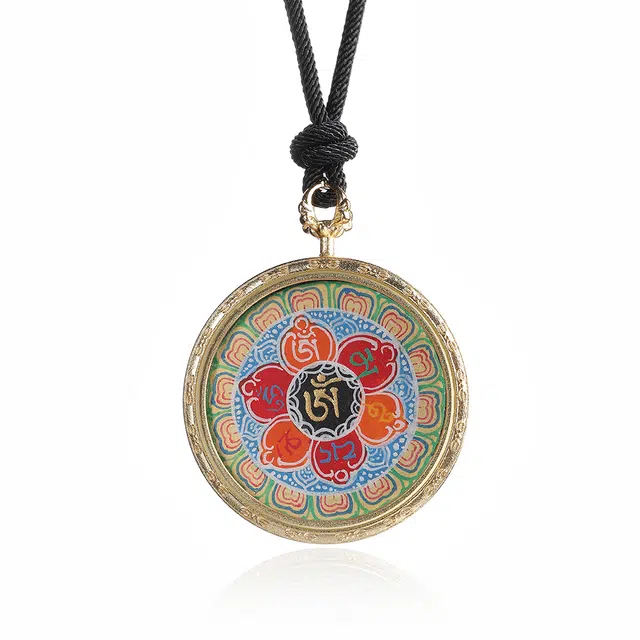 喃呢 藏式热贡手绘唐卡招财转运六字真言 新中式国风国潮旺福平安吉祥好运 铜合金 项链 男女同款情侣款