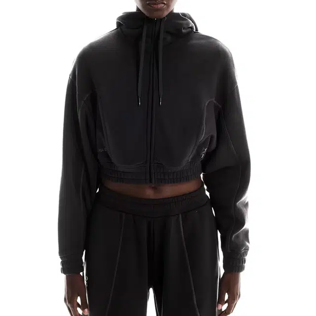 On x FKA twigs Club SS25