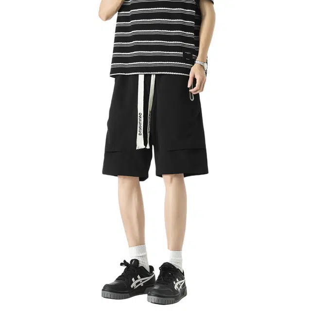 敦煌博物馆 美式街头复古宽松直筒薄款透气孔褶皱设计户外通勤大码口袋舒适百搭凉感五分休闲短裤 男女同款