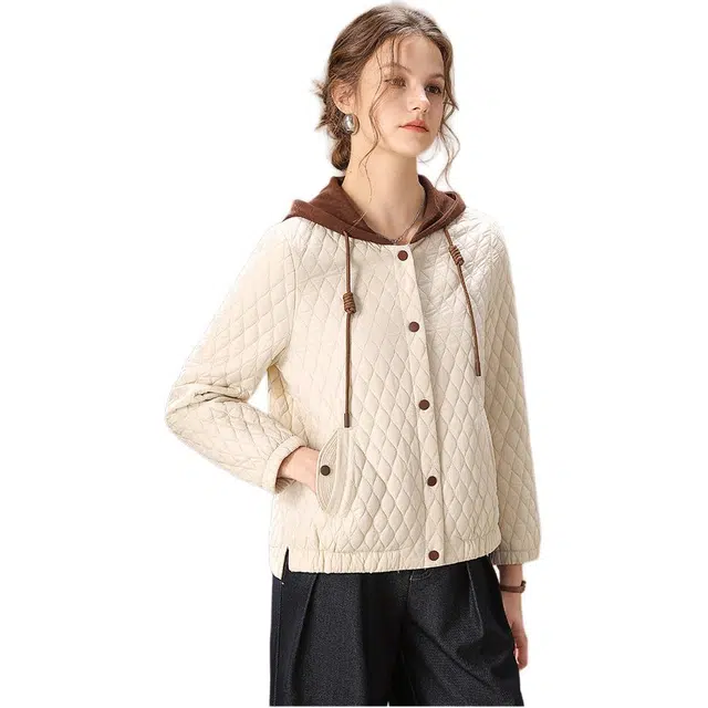 粉红玛琍 时尚拼接连帽单排扣菱格轻薄棉服 女款 米白