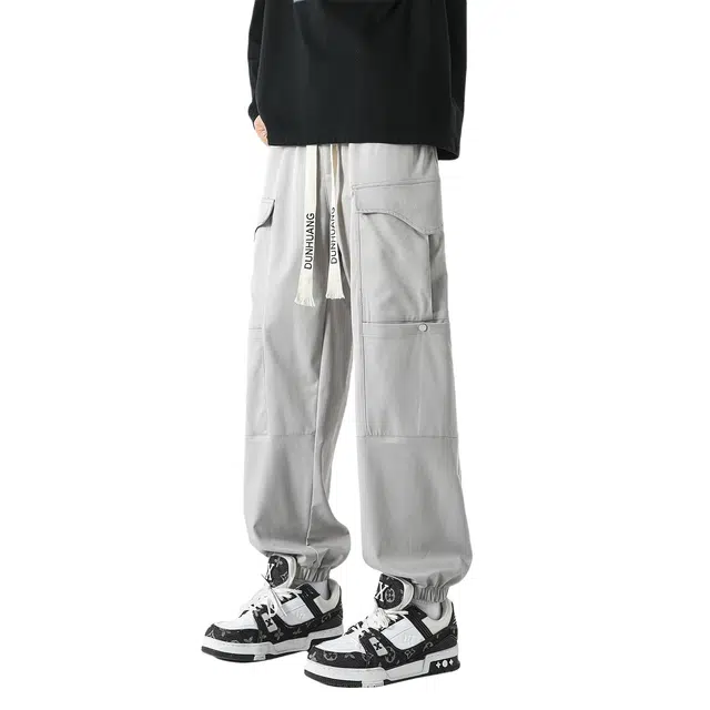 敦煌博物馆 美式纯色宽松潮流户外工装多口袋束脚基础系带大码休闲裤 男女同款