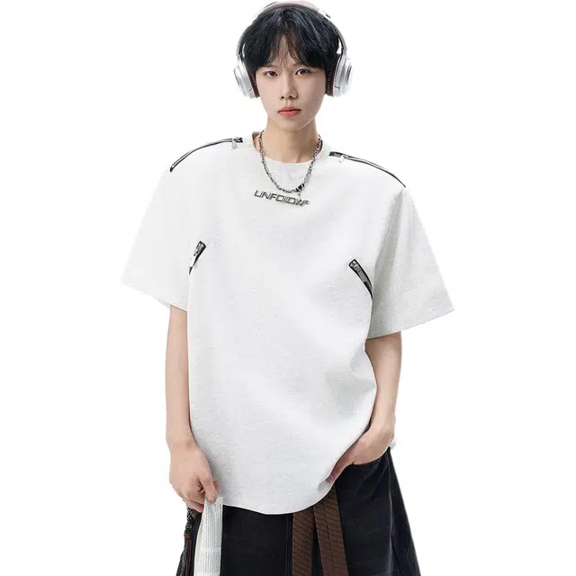 PIERRE CARDIN T