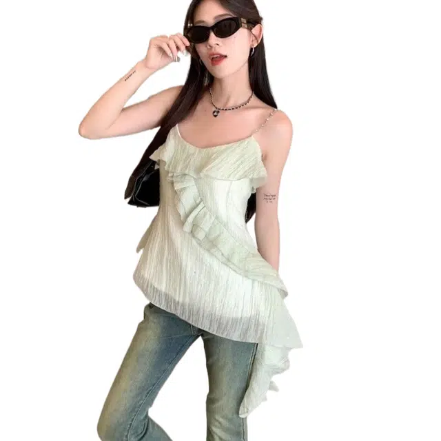 怪力萝莉 设计感荷叶边收腰别致减龄不规则背心 女款