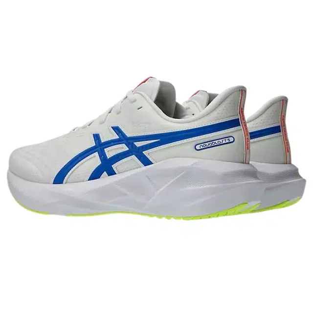 Asics NOVABLAST 5