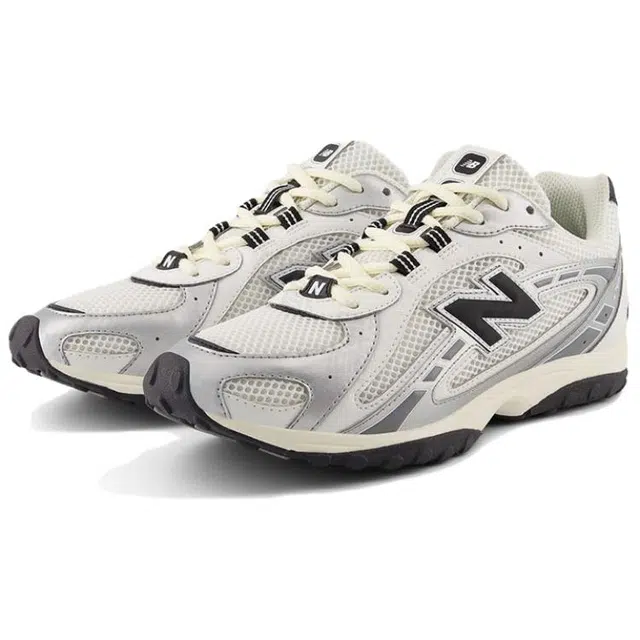 New Balance 204L White Silver