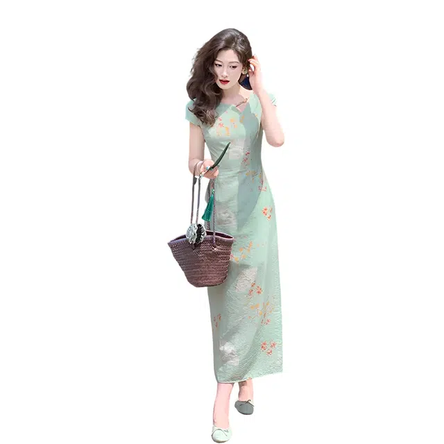 水中花 百搭气质简约时尚短袖连衣裙 女款