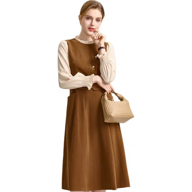 粉红玛琍 套头高腰圆领喇叭长袖连衣裙 女款 咖色