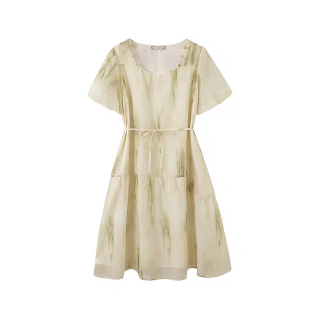 云妃秀 大码女装方领百搭时尚休闲宽松显瘦遮肉胖妹妹夏季短袖连衣裙 女款