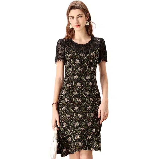 粉红玛琍 薄款圆领简约短袖连衣裙 女款 黑色