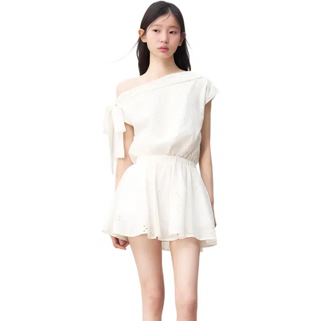 缪斯的诱惑 法式斜肩上衣气质收腰短裙裙装套装 女款