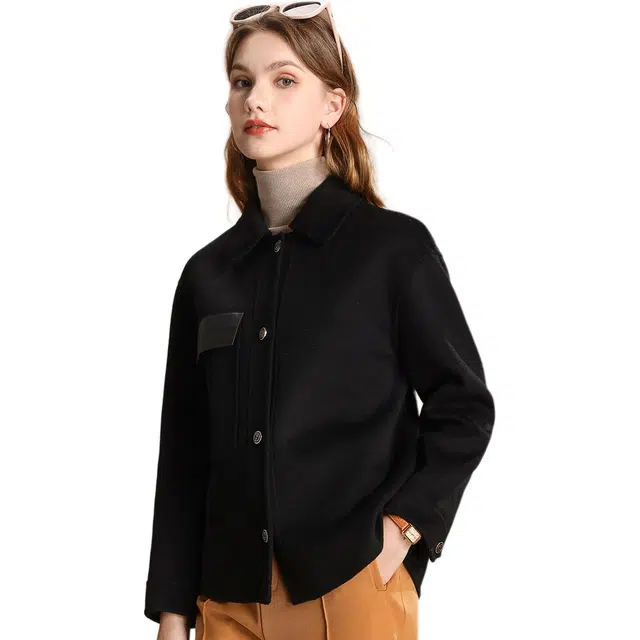 粉红玛琍 纯色宽松短款舒适单排扣长袖夹克外套 女款 黑色