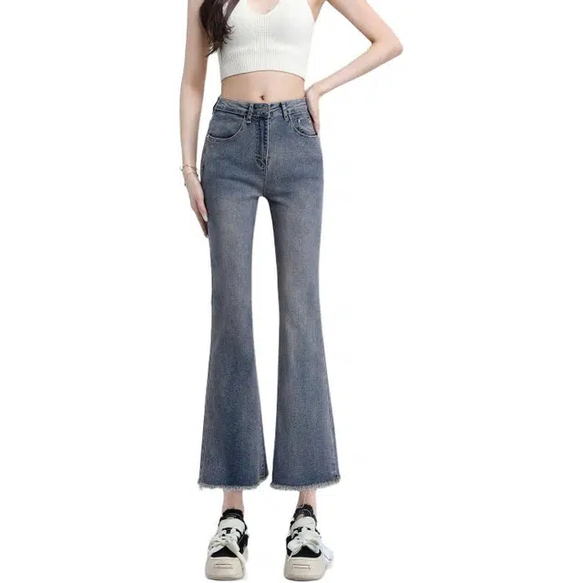 思蓓儿 微喇百搭毛边小个子牛仔裤 女款