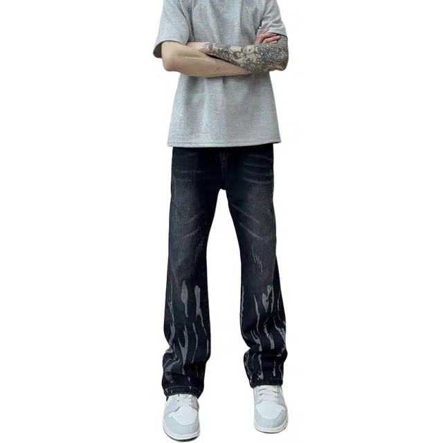 沃马 美式高街直筒弯刀水洗做旧复古重工学院风牛仔裤 男女同款 黑色