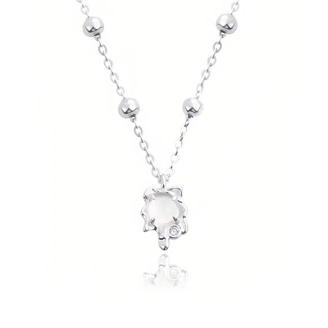 克兰茜 在逃公主 清瑙灵漪轻奢锁骨链 小众简约高级感设计 甜美可爱日韩风日常通勤精致百搭 精美礼盒 可调节 好运处理 玛瑙 项链 女款