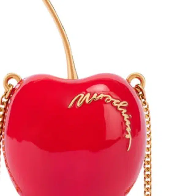 MOSCHINO