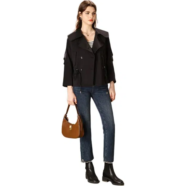 粉红玛琍 别致大翻领抽绳收腰双排扣短款风衣 女款 黑色