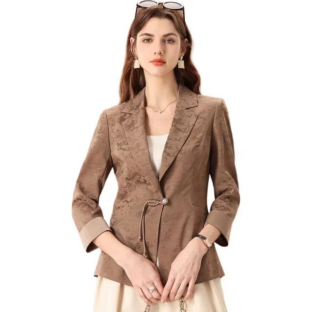 粉红玛琍 修身一粒扣九分袖西装 女款 咖色