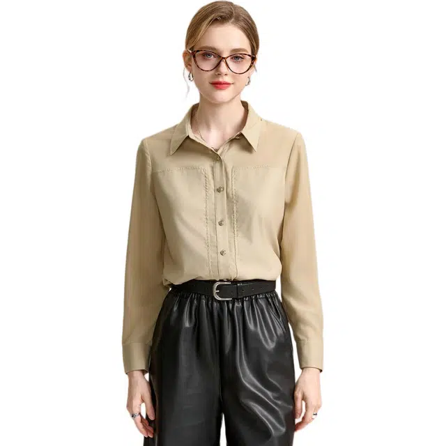 粉红玛琍 简约纯色翻领长袖衬衫 女款 卡其