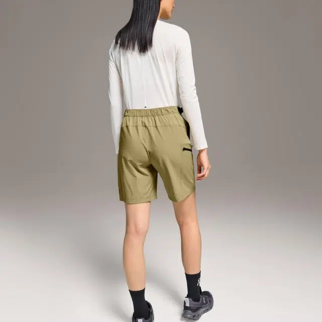 On Trek Short