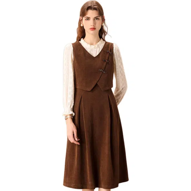 粉红玛琍 圆领拼色套头高腰长袖连衣裙 女款 咖色