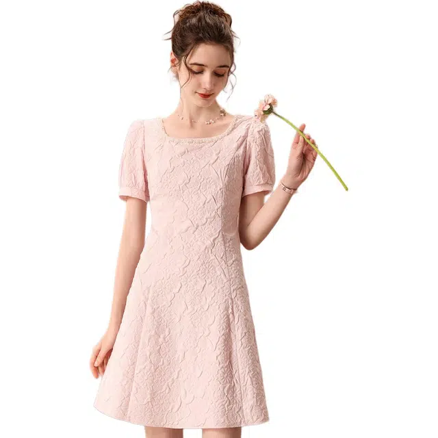 粉红玛琍 收腰圆领舒适短袖连衣裙 女款 粉色