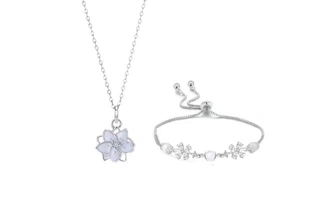 迎百宝 为爱而生 茉莉花开 森系优雅甜美小清新花朵繁花似锦浪漫 花卉设计甜蜜温柔可爱小众轻奢高级感 合金 项链 女款