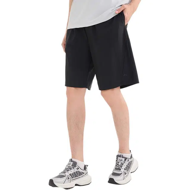 三福 撞色宽松橡筋腰头直筒裤中腰运动短裤 男款