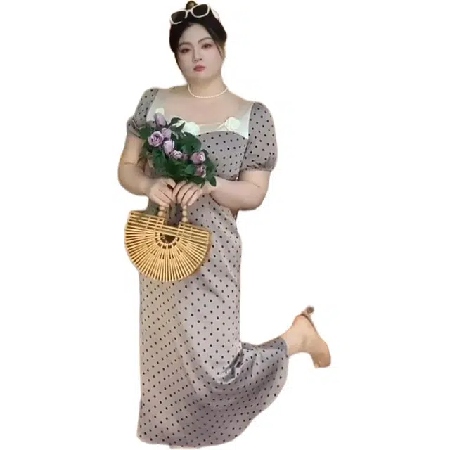 哒头下雨不愁 波点图案气质纯色常规袖圆领高腰短袖连衣裙 女款