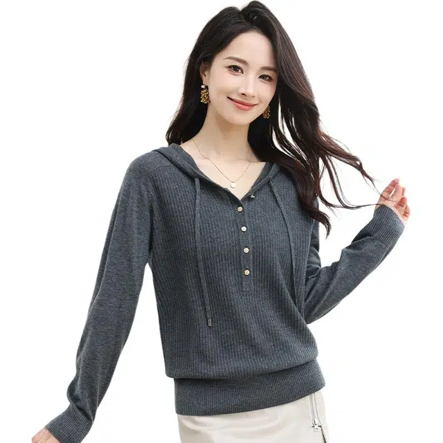 恒源祥 时尚连帽百搭套头纯色毛衣 女款