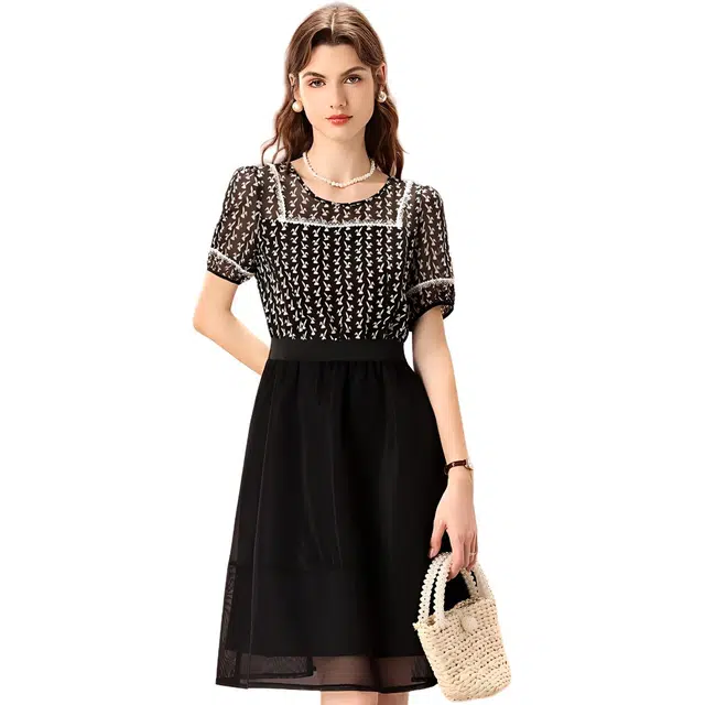 粉红玛琍 假两件网纱拼接圆领短袖连衣裙 女款 黑色