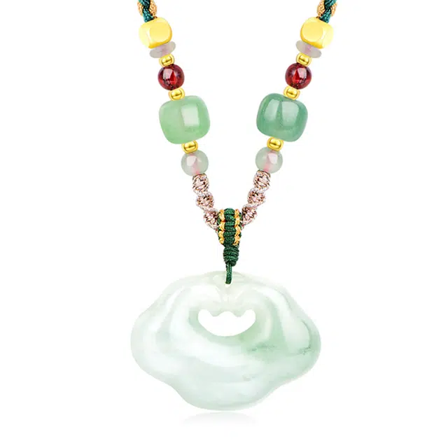 翡翠王朝 如意祥云平安锁转运珠 新中式国潮吉祥如意平安顺遂 简约小众轻奢时尚通勤百搭高级感好运 天山翠 玉石项链 男女同款情侣款