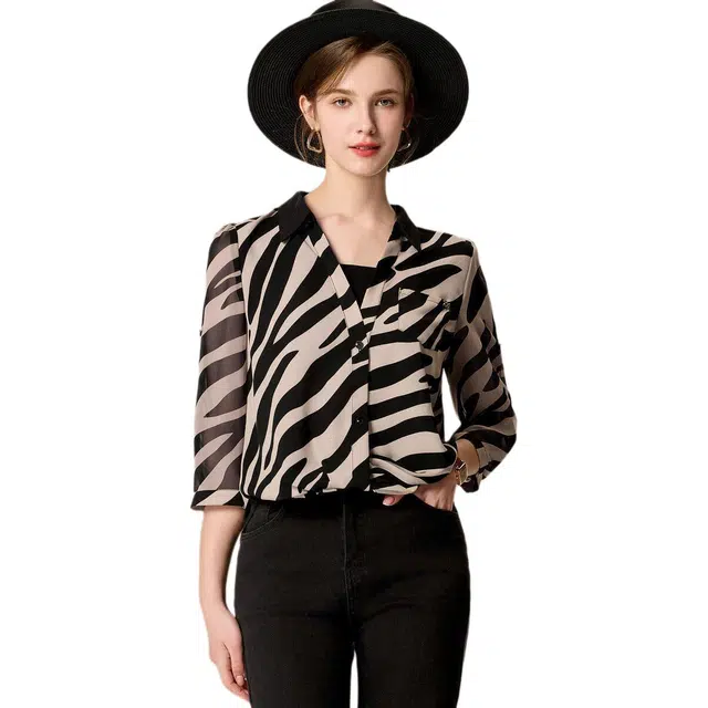 粉红玛琍 条纹宽松透气薄款假两件七分袖衬衫 女款 杏色