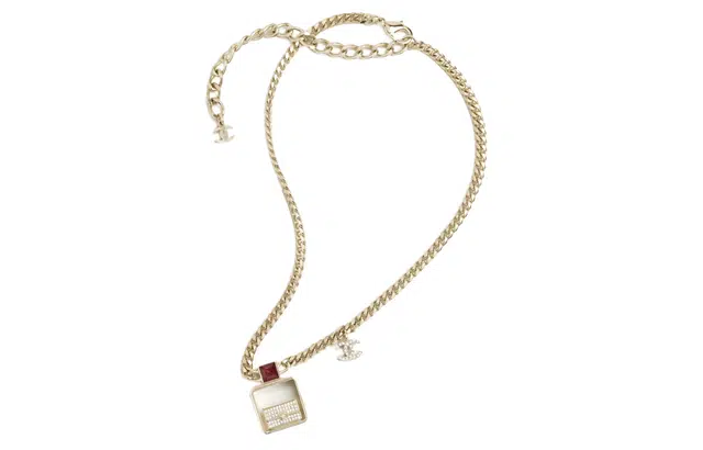 CHANEL C