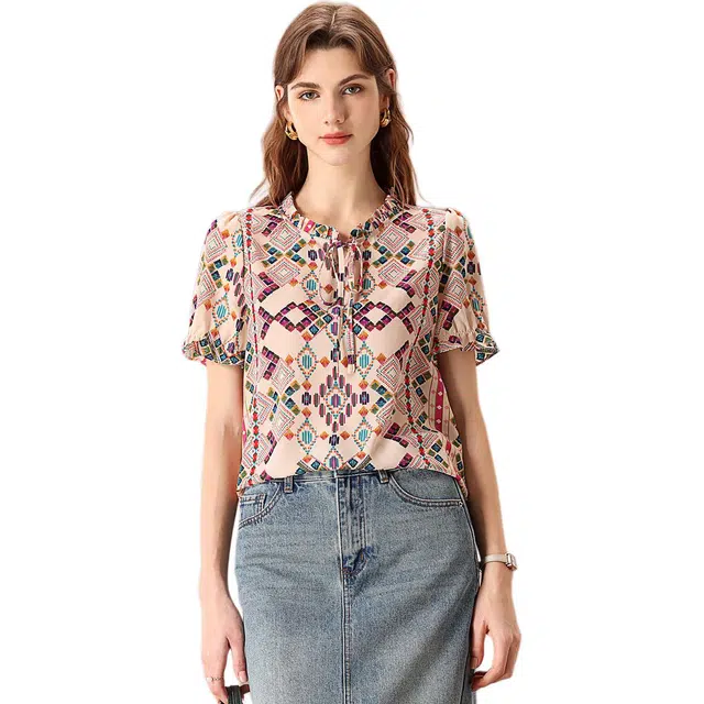 粉红玛琍 薄款合身短袖衬衫 女款 杏色