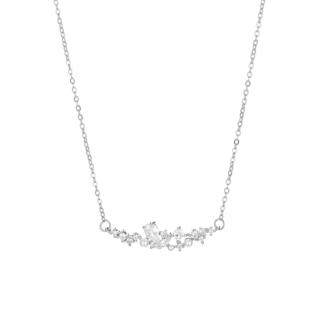 珂里 简约轻奢韩版碎花小清新高级感花朵锁骨链优雅温婉闪耀甜美百搭幸运通勤约会 合成立方氧化锆 项链 女款