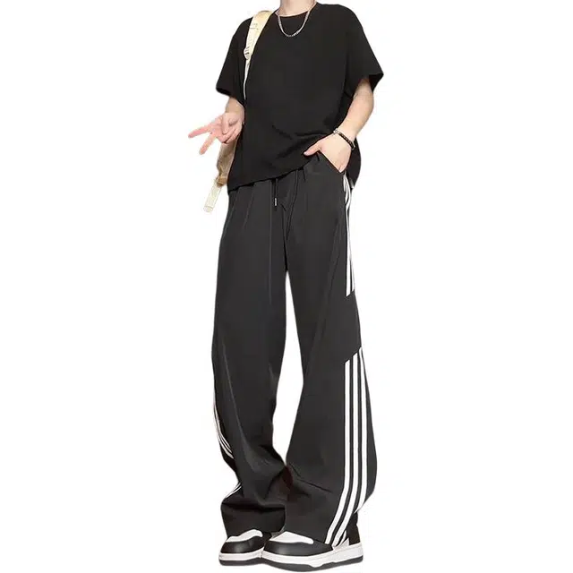 单爵 三条杠条纹冰丝裤子薄款青少年运动裤直筒宽松美式夏休闲裤 男女同款