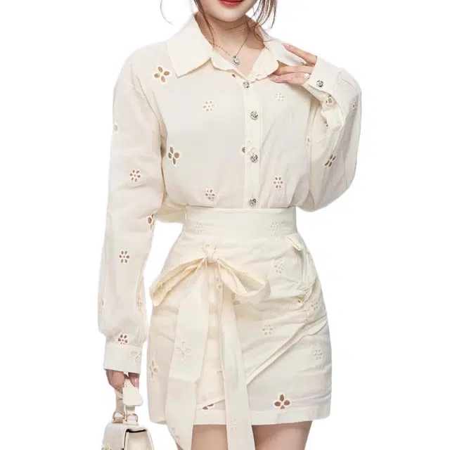 小卷要加油 法式假日设计翻领长袖上衣单排镂空衬衫高腰包臀绑带短裙裙装套装 女款