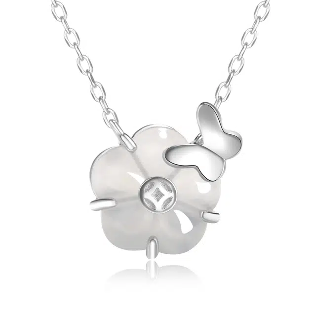 【冰清玉洁】 帝苏行 银韵蝴蝶 新中式国潮 吉祥如意平安顺遂 好运 简约小众设计 玉髓 项链 女款